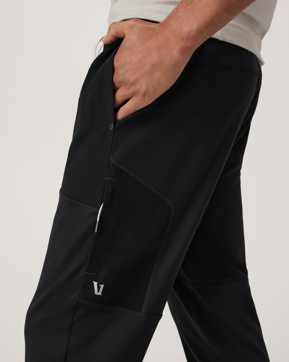 Sunday Mixed Media Jogger 28" Men's Black Joggers | Vuori Clothing