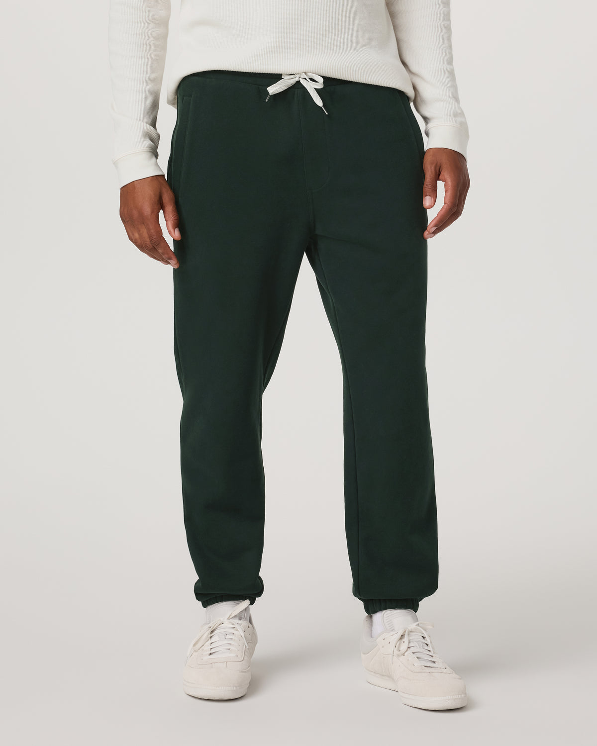 Seaside Sweatpant 28" Men's Relaxed Evergreen Sweatpant | Vuori On sale