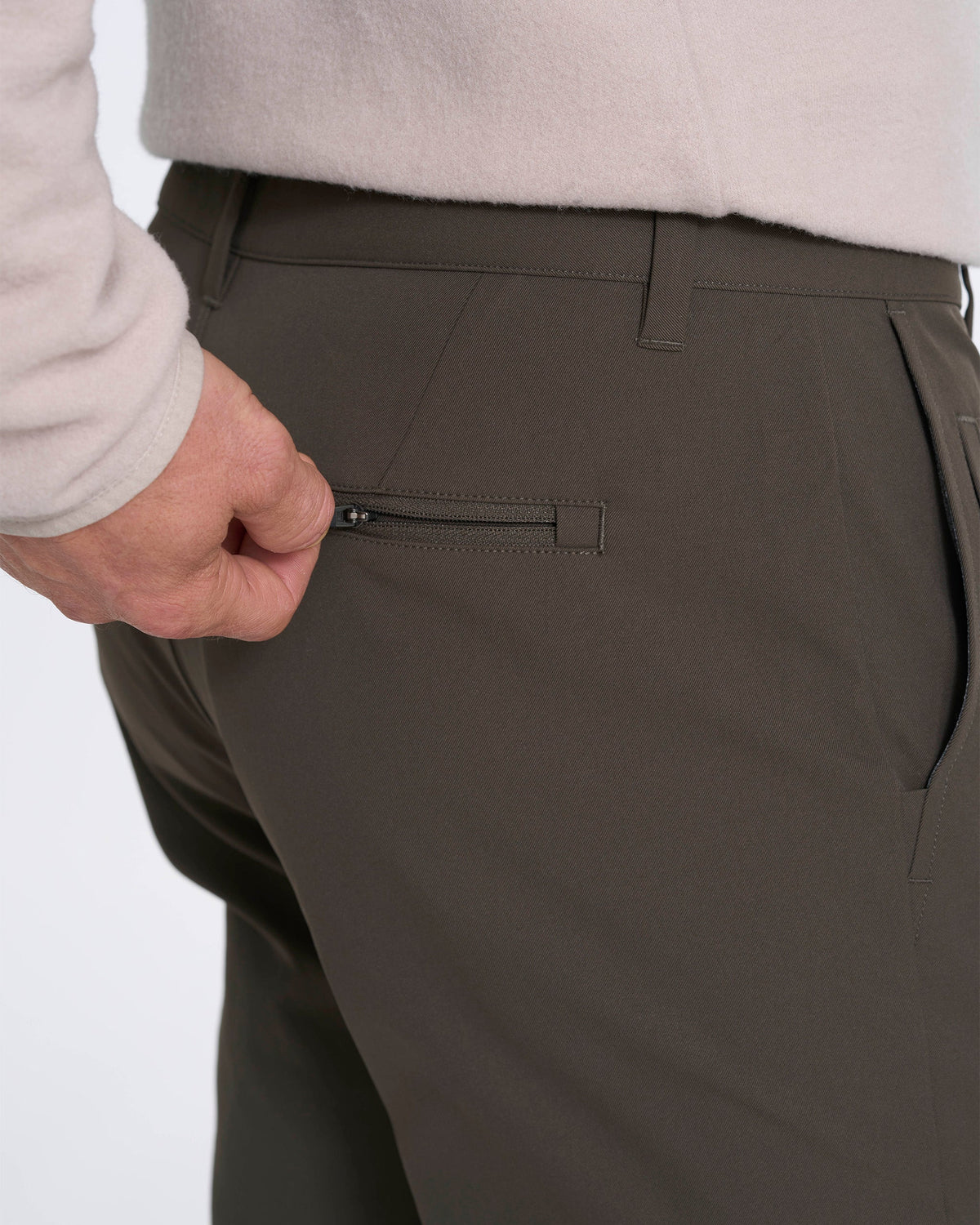 Cascade Tech Chino Pant Athletic Slim Fit 30" Dark Oregano | Vuori For sale