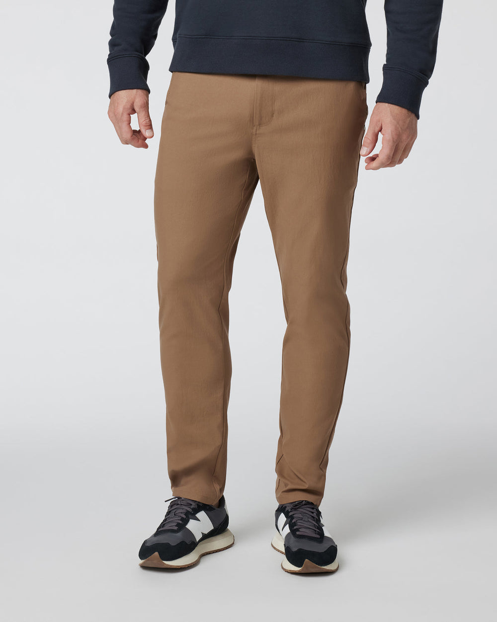 Cascade Tech Chino Men's Pecan Chinos | Vuori Sale