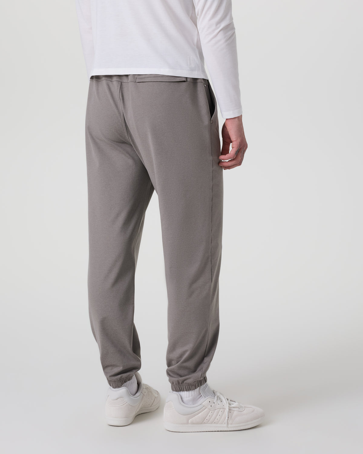 Coronado Performance Sweatpant Classic 30" Dolomite Heather | Vuori Online