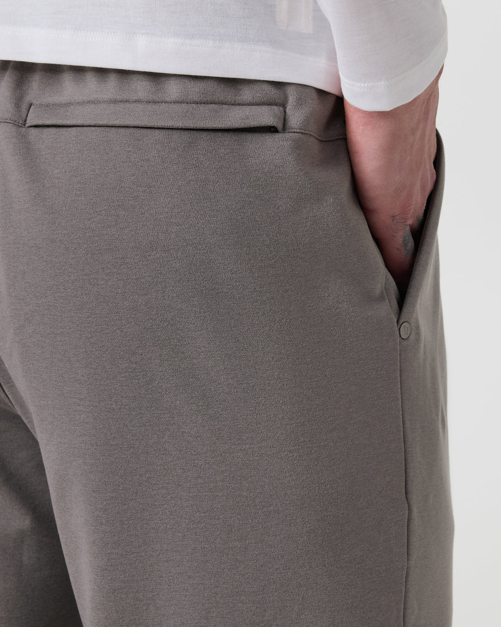 Coronado Performance Sweatpant Classic 30" Dolomite Heather | Vuori Online