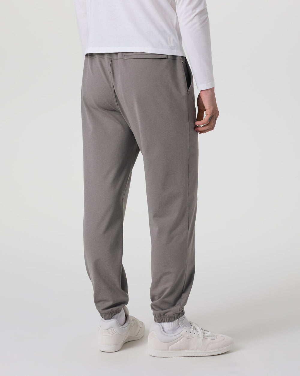 Coronado Performance Sweatpant Classic 28" Dolomite Heather | Vuori Outlet
