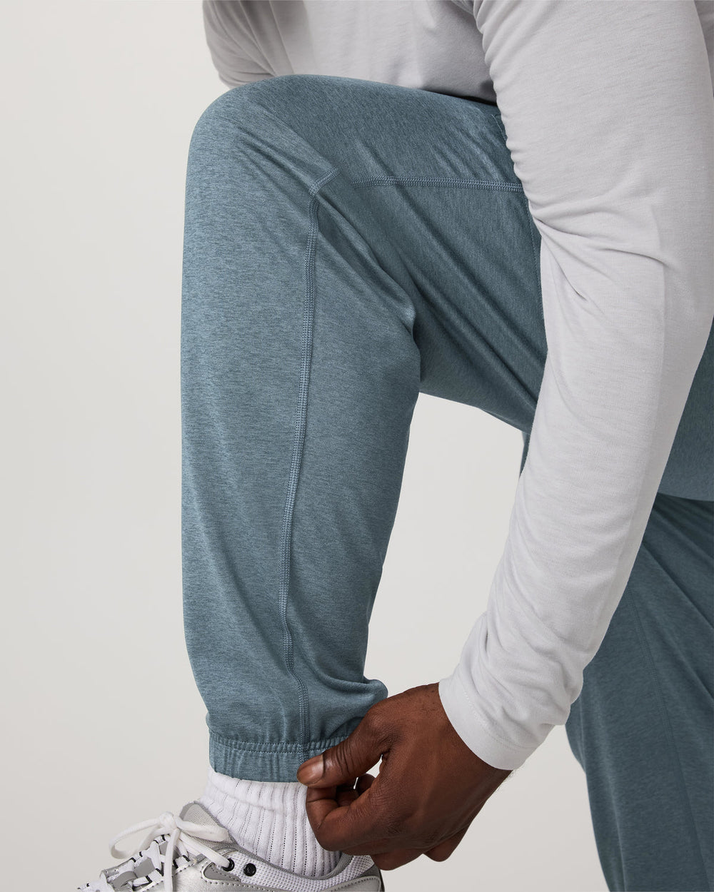 Men's Sunday Performance Sweatpant 30" Smoke Blue | Vuori Sale