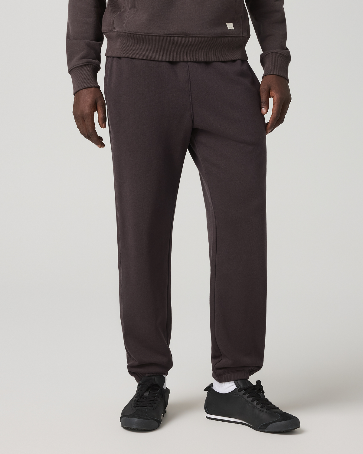 Cypress Vintage Jogger 28" Men's Comfy Soot Joggers | Vuori On sale
