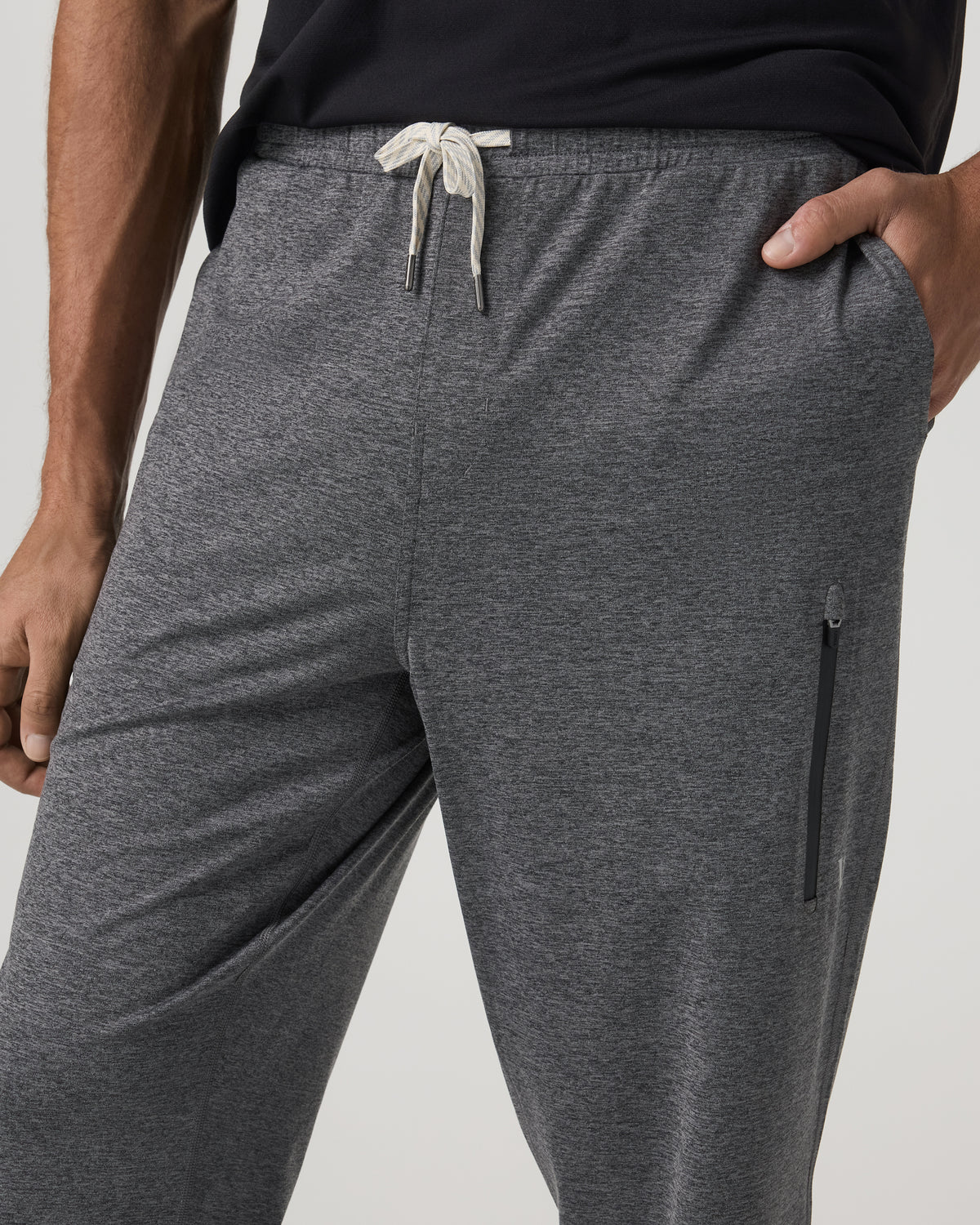 Men's Sunday Performance Sweatpant Charcoal Heather | Vuori