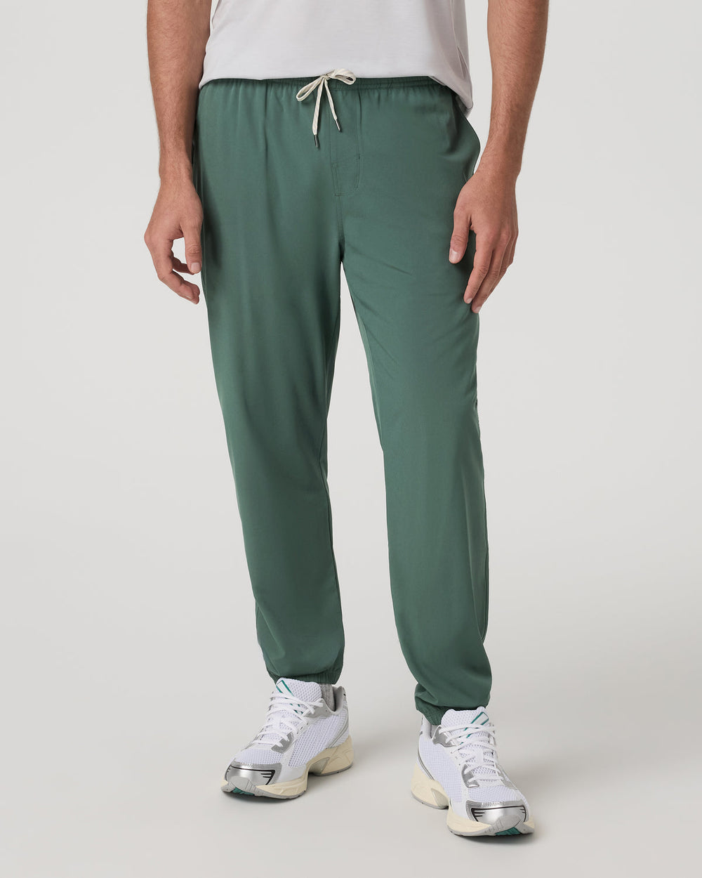Kore Jogger Lined 28" Men's Agate Green Joggers with Liner | Vuori Discount