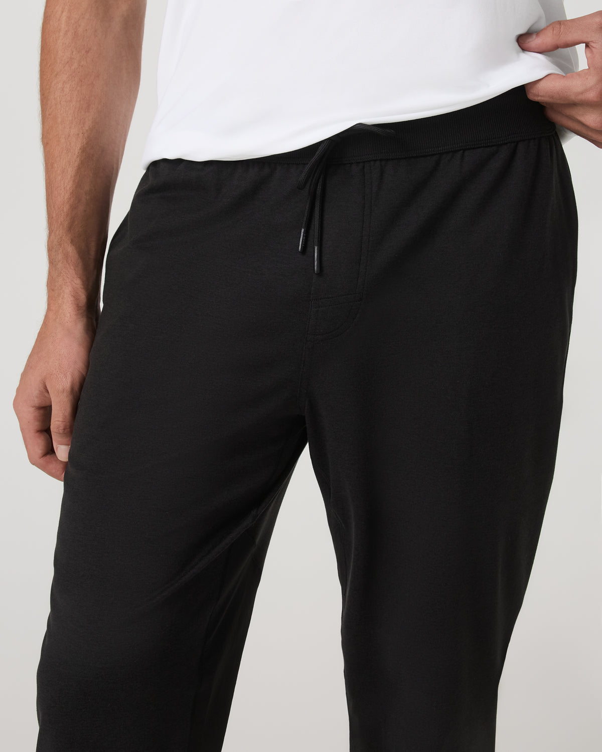 Men's Coronado Mixed Media Sweatpant 28" Black Heather | Vuori Outlet