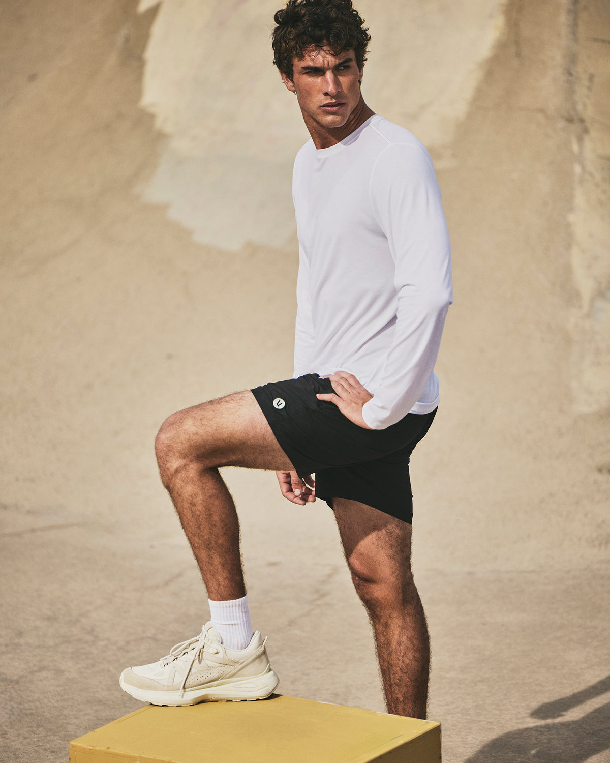 Kore Short Lined 5" Men's Black 5" Athletic Shorts | Vuori On sale