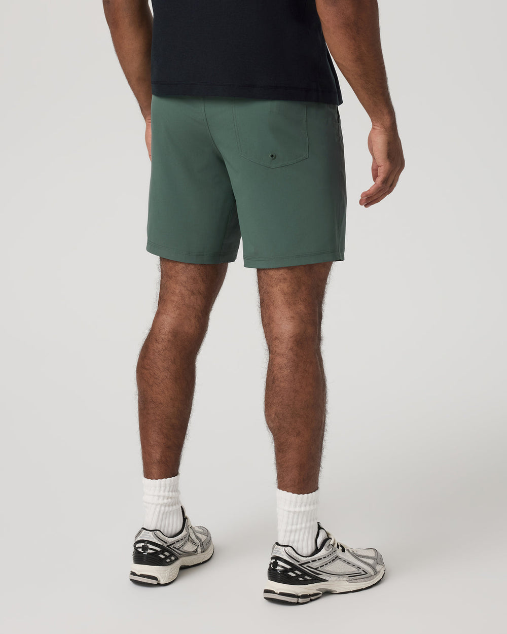 Kore Short Unlined 7" Men's Agate Green Tonal Shorts | Vuori Outlet