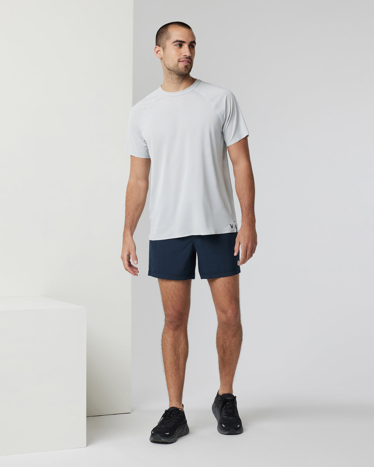 Kore Short Lined 5" Men's Ink Athletic Shorts | Vuori Clothing
