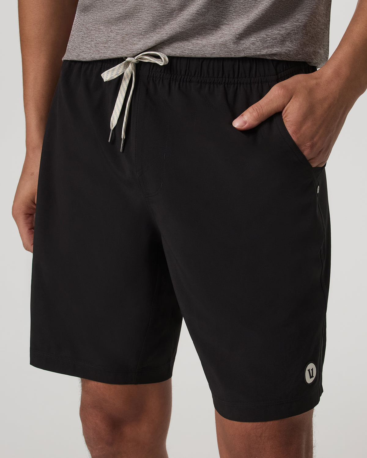 Kore Short Unlined 9" Men's Black Athletic Shorts | Vuori