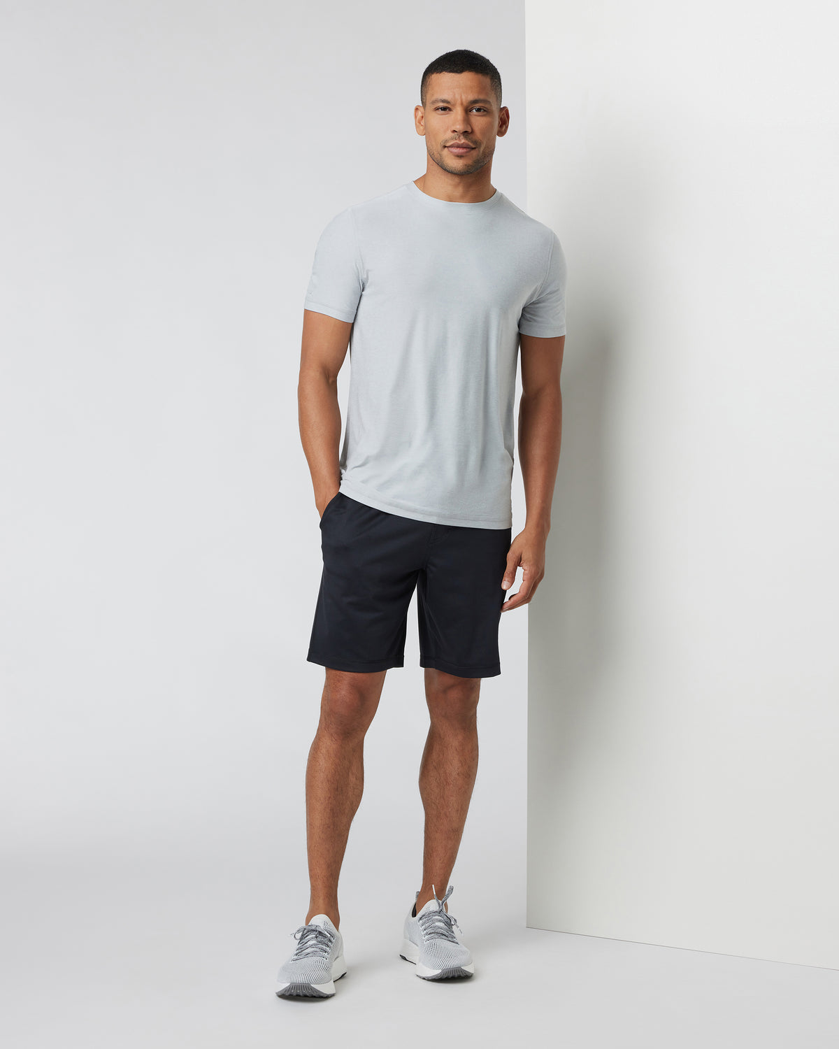 Sunday Performance Short Men's Black Jogger Shorts | Vuori For sale
