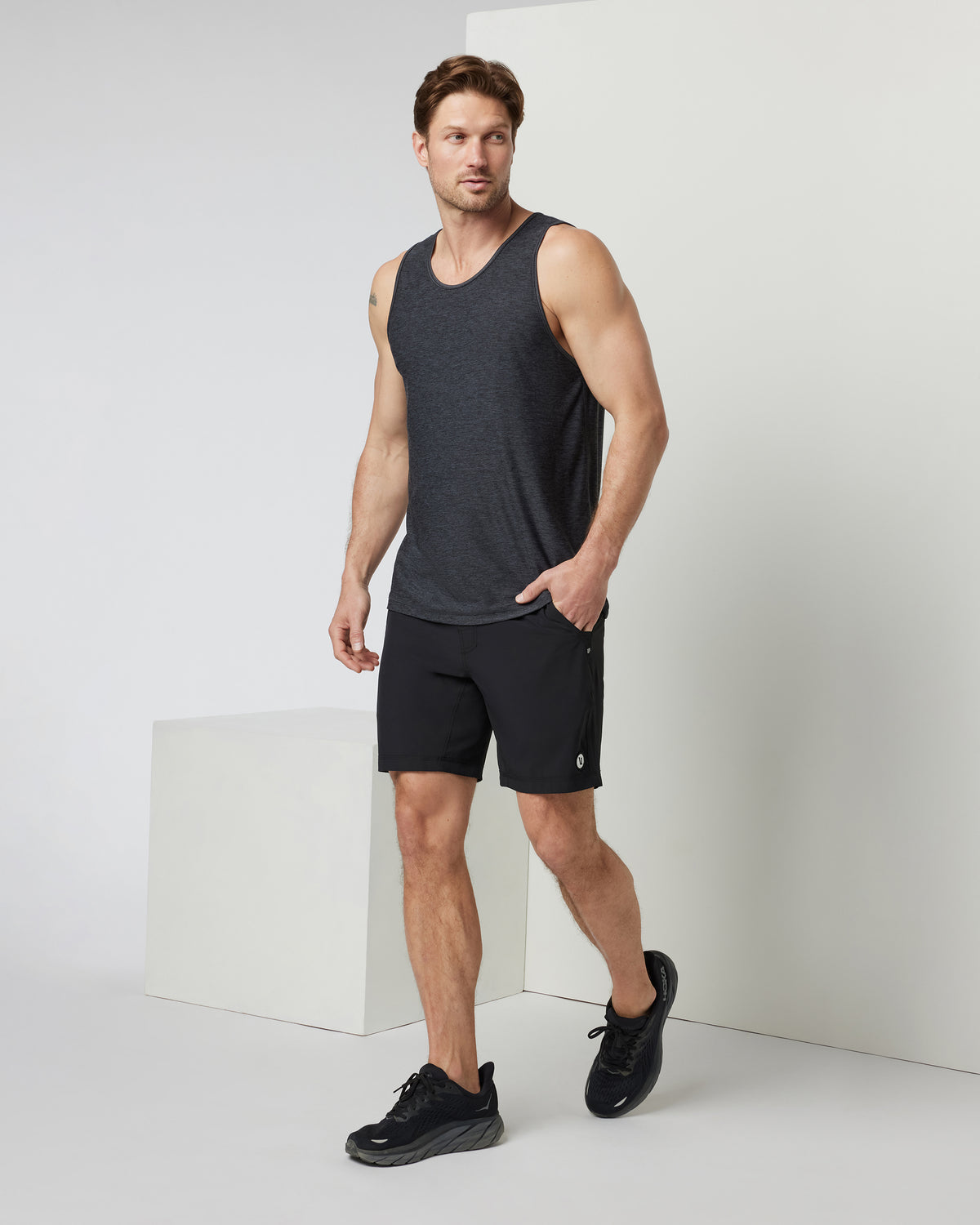 Kore Short Lined 9" Men's Black Shorts 9 Inch Inseam | Vuori Outlet