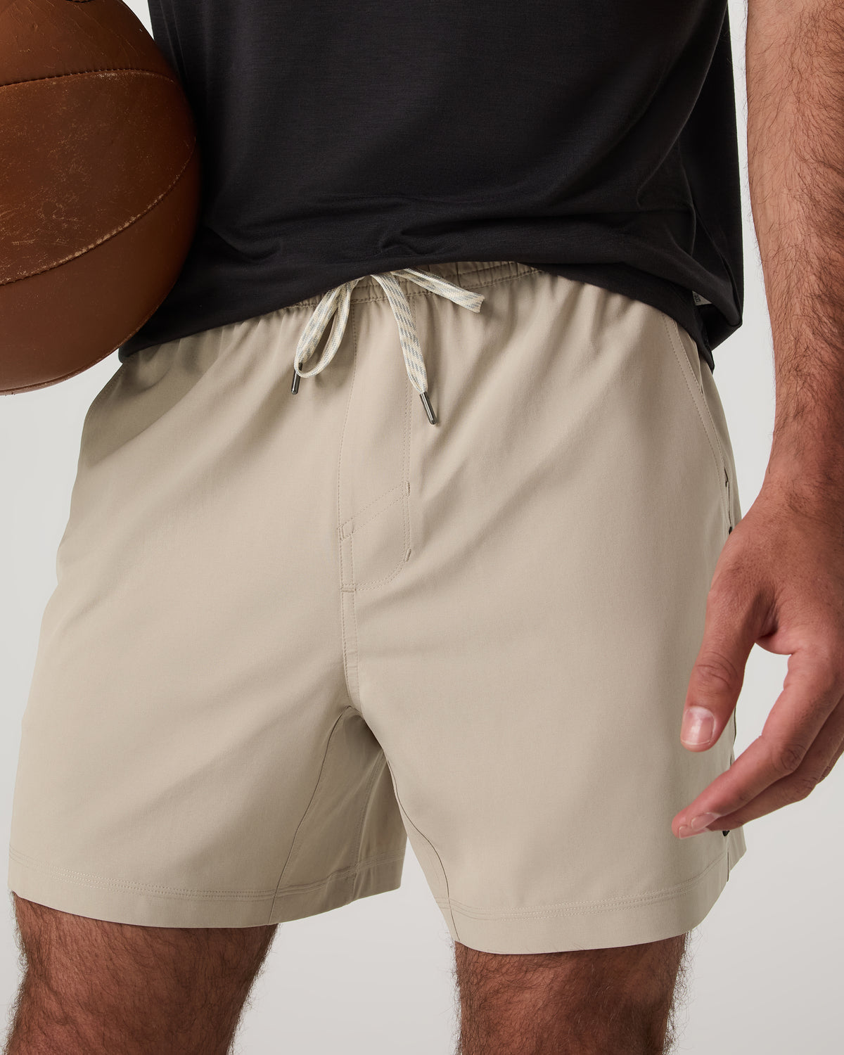 Kore Short Unlined 5" Men's Toast Athletic Fit Shorts | Vuori