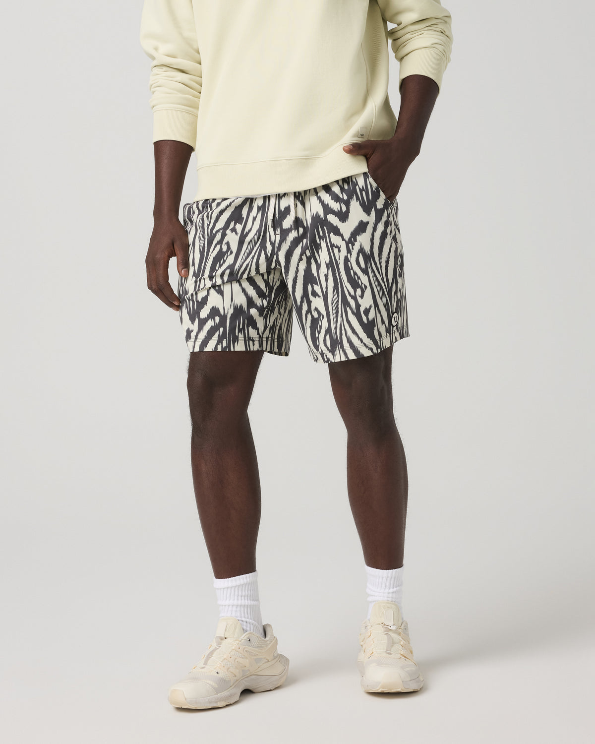 Kore Short Unlined 7" Men's Sandalwood Mirage Shorts | Vuori US