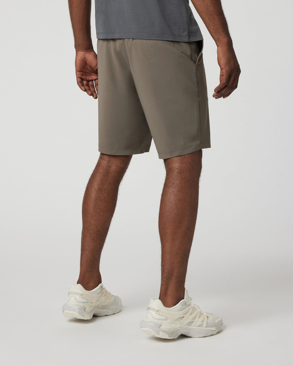 Fleet Chino Short 8" Men's Cocoa Shorts | Vuori US