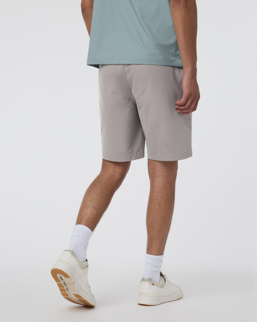 Meta Short 8" Mocha Chino Shorts | Vuori Outlet