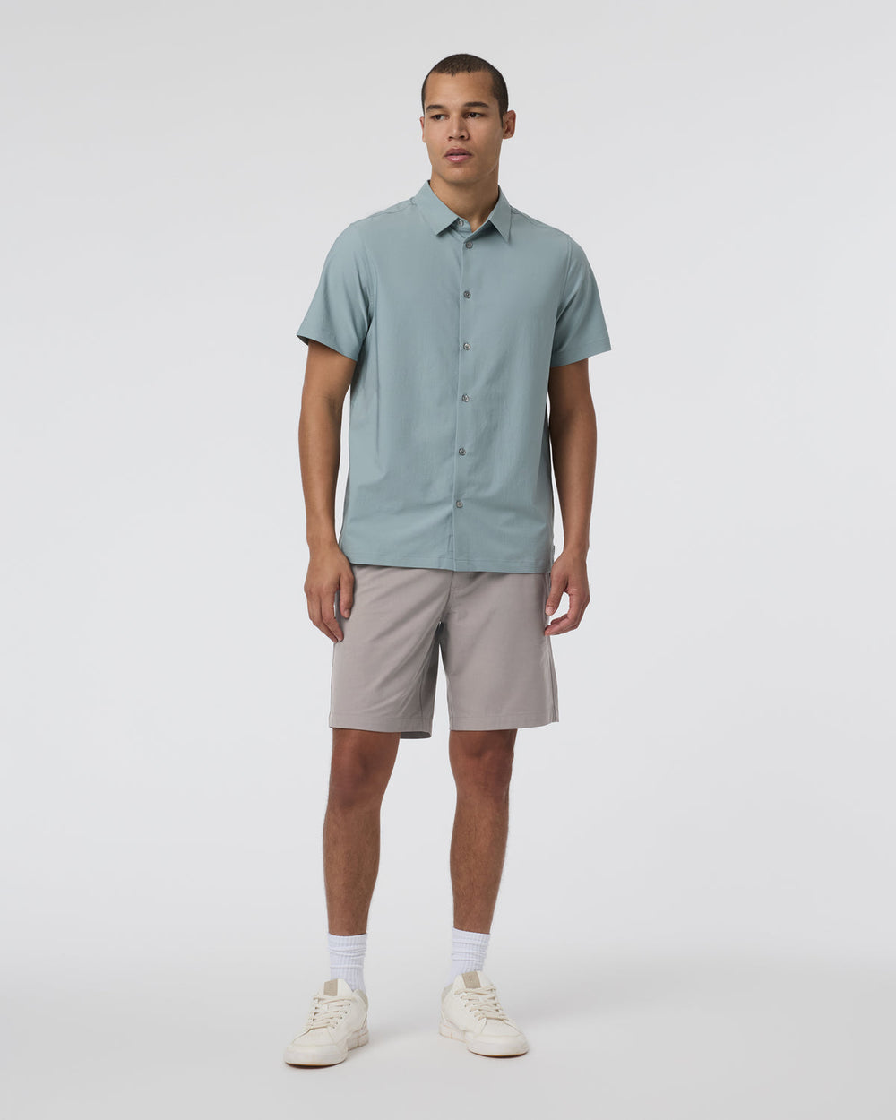 Meta Short 8" Mocha Chino Shorts | Vuori Outlet