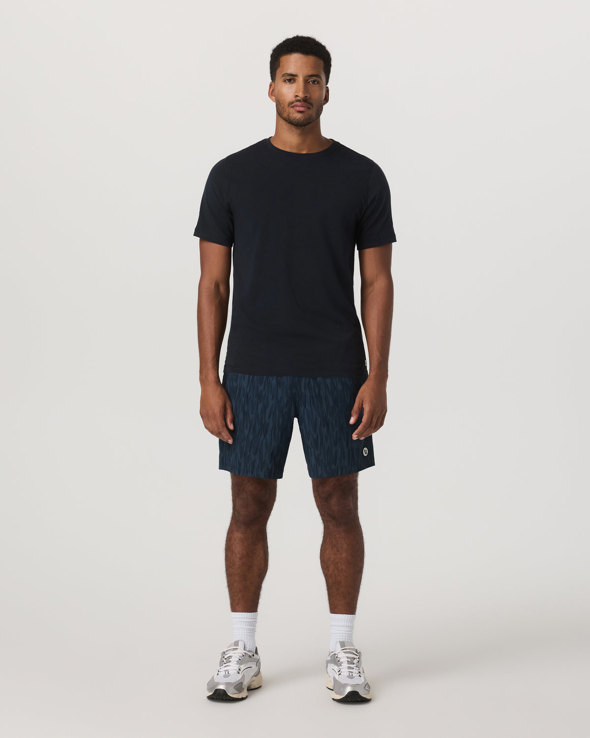 Kore Short Lined 7" Men's Shorts in Blue Sea Pampas | Vuori For sale