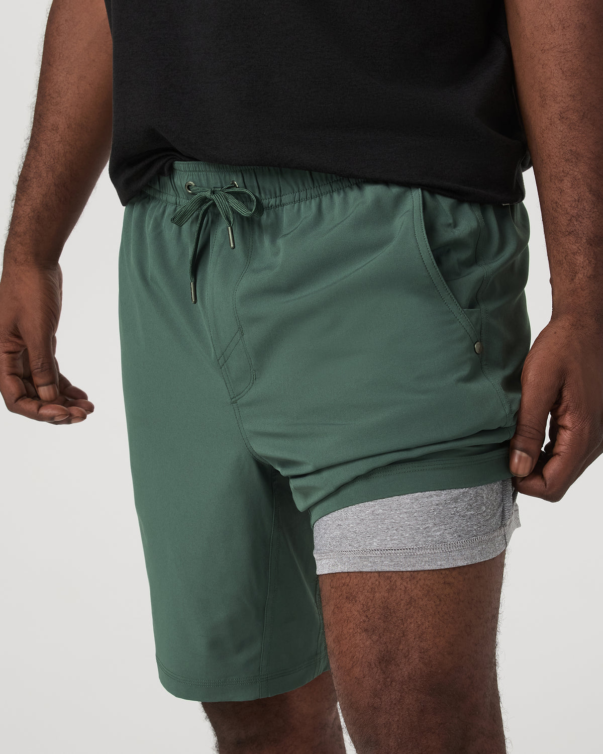 Kore Short Lined 9" Men's Agate Green Tonal Shorts | Vuori