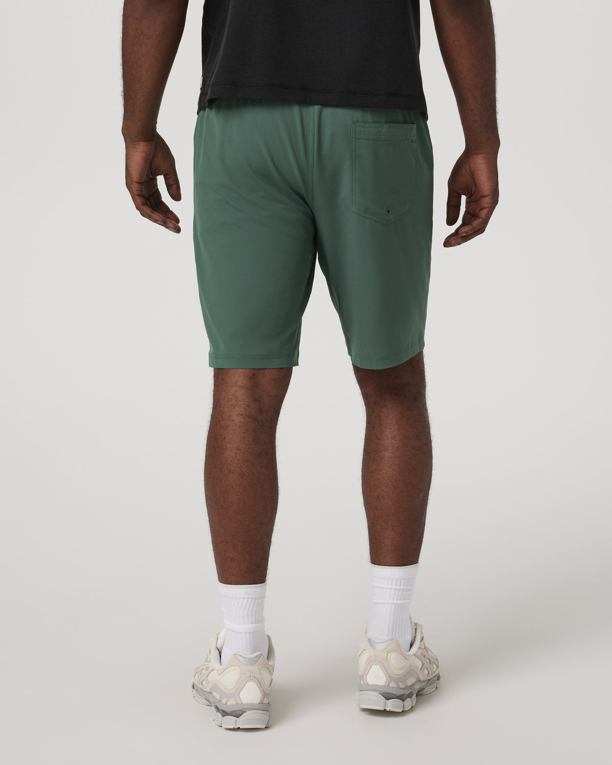 Kore Short Lined 9" Men's Agate Green Tonal Shorts | Vuori