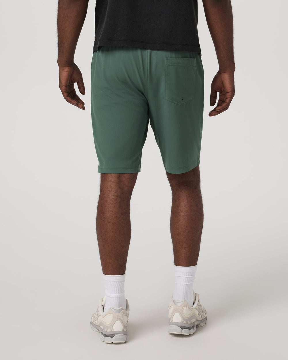 Kore Short Lined 9" Men's Agate Green Tonal Shorts | Vuori