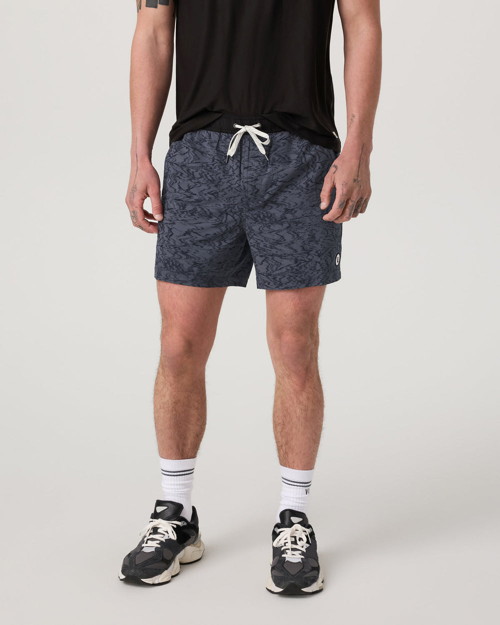 Kore Short Lined 5" Men's Moonlight Sand Shorts | Vuori Discount