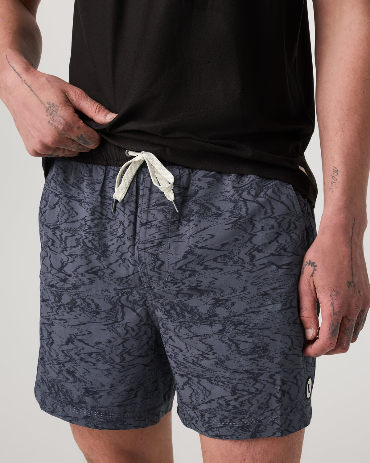 Kore Short Lined 5" Men's Moonlight Sand Shorts | Vuori Discount