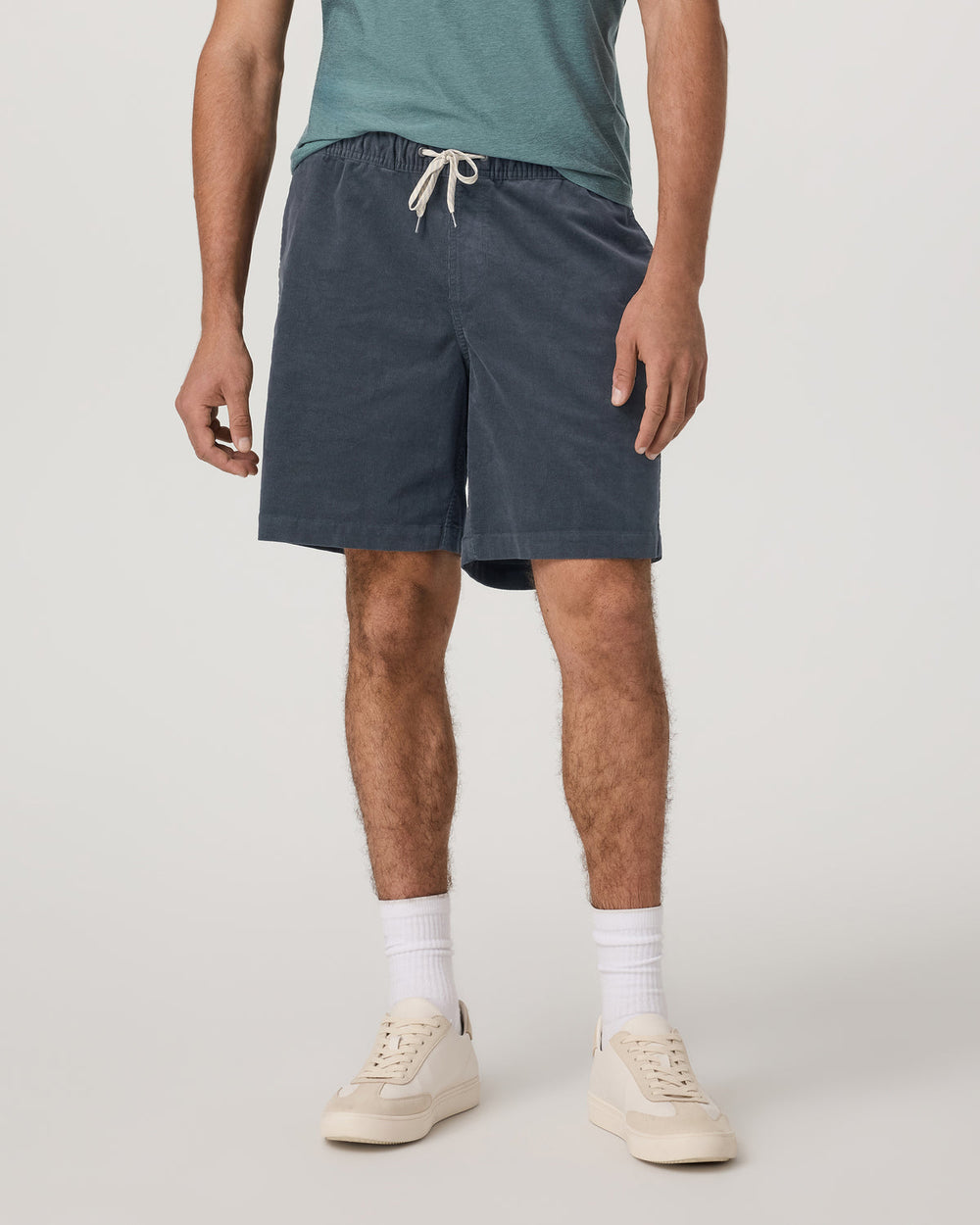 Optimist Elastic Waist Short 8" Men's Charcoal Shorts | Vuori