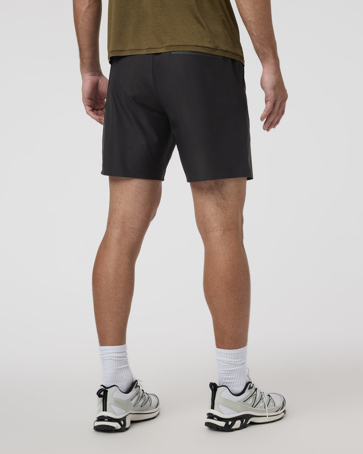 Grafton Short Lined Classic Fit 7" Black | Vuori For sale