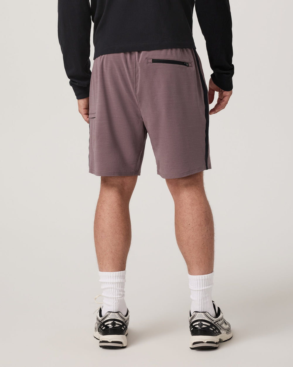 Elevate Kore Utility Short Lined 7" Men's Huckleberry Short | Vuori Online