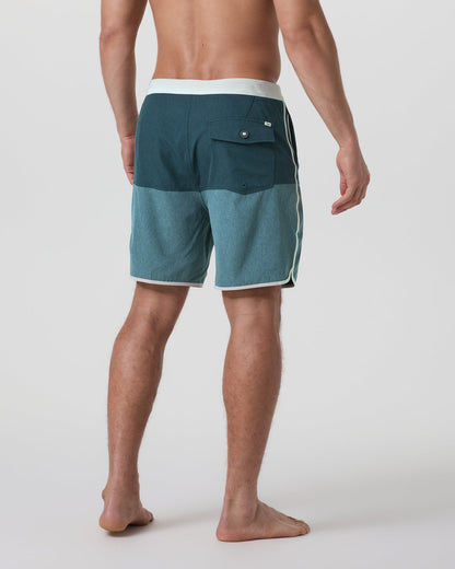 Cruise Boardshort Deep Sea Colorblock | Vuori Clothing