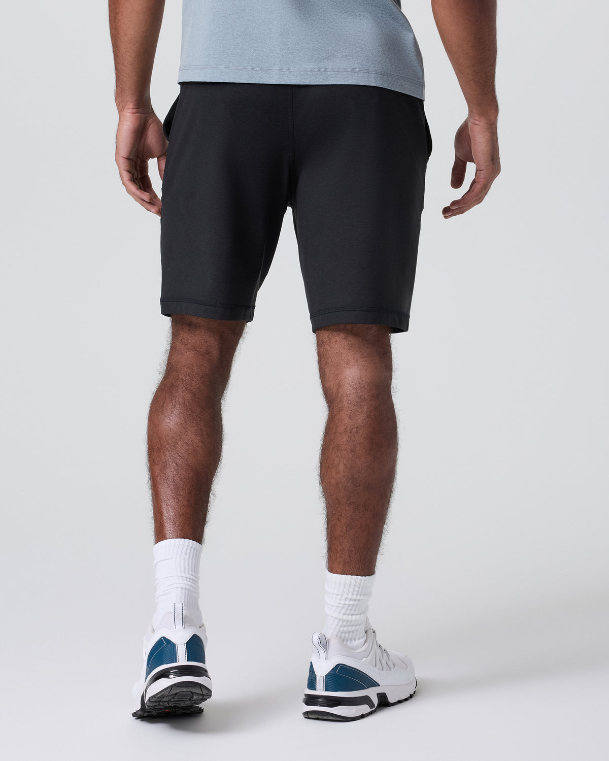Coronado Short 8" Black Heather | Vuori Online