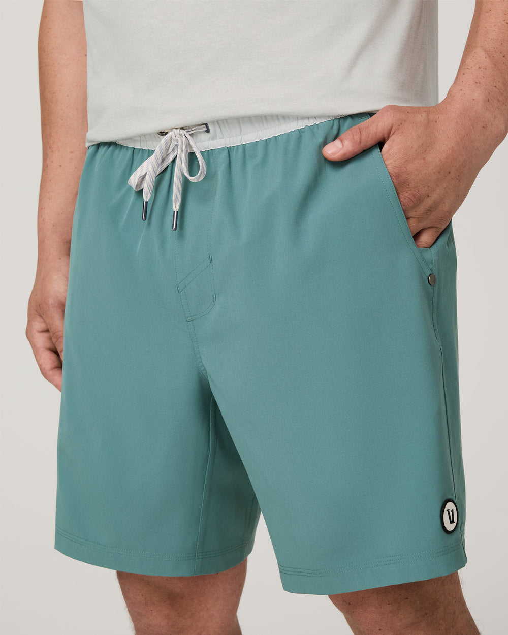 Kore Short Lined 7" Men's Bluegrass Shorts | Vuori US