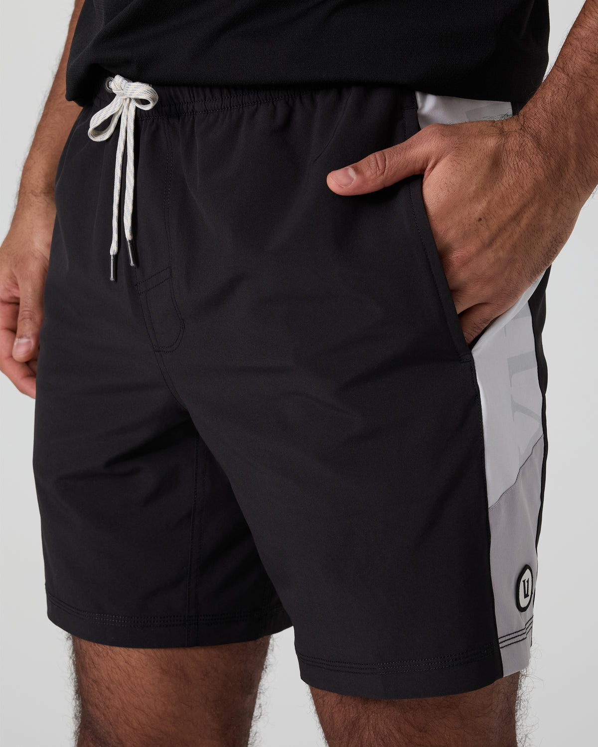 Kore Short X2 Lined Classic Fit 7" Black/Salt/Amethyst Grey | Vuori Discount