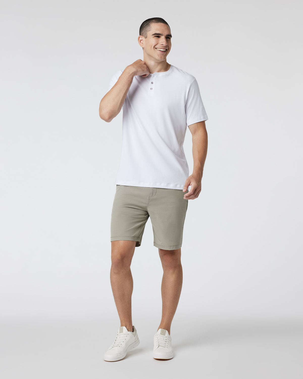 Pebble Short Men's Lightweight Gravel Tan Golf Shorts | Vuori Online
