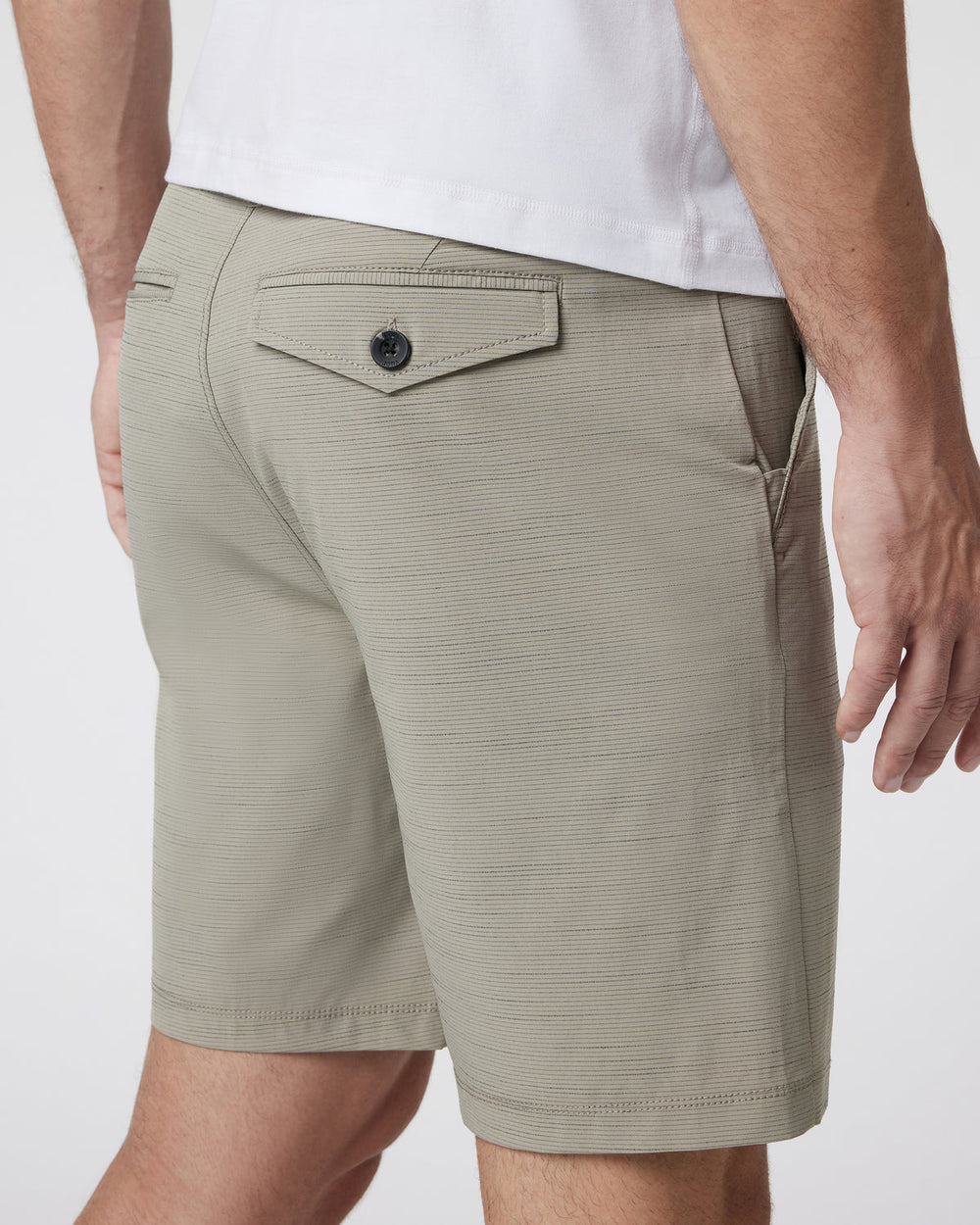 Pebble Short Men's Lightweight Gravel Tan Golf Shorts | Vuori Online