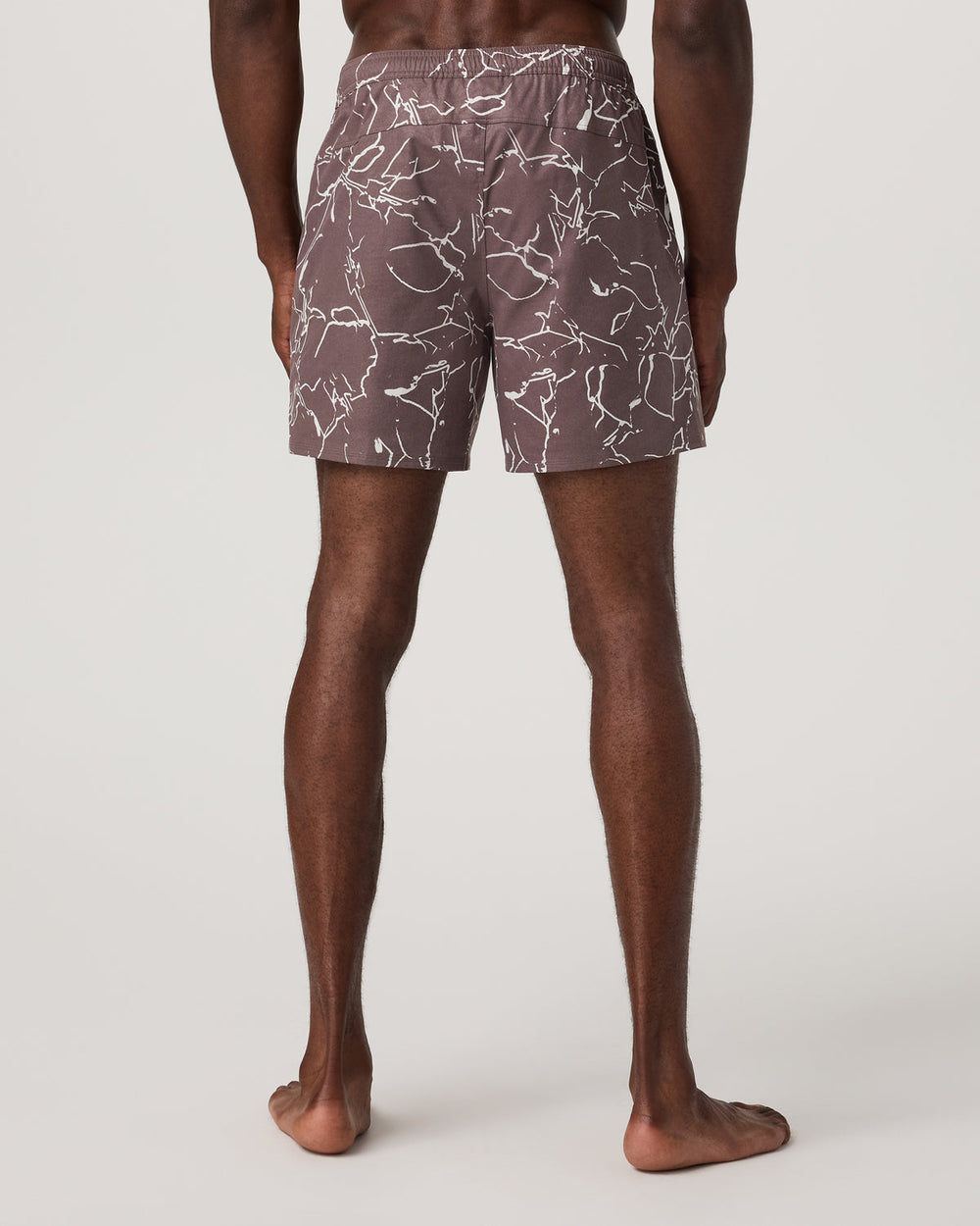 Maverick Volley Short Lined Men's Huckleberry Shorts | Vuori Outlet