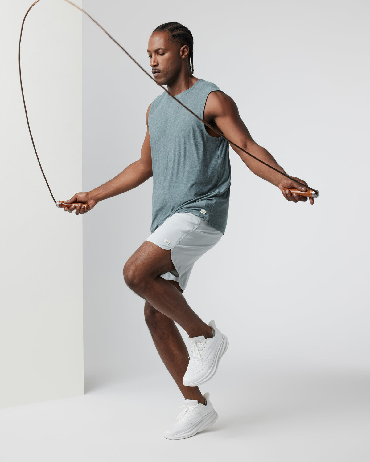Banks Short Sky Grey Linen Texture Active Shorts | Vuori Online
