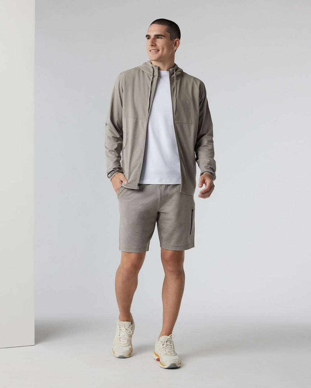 Sunday Performance Short 8.5" Mocha Heather | Vuori Outlet