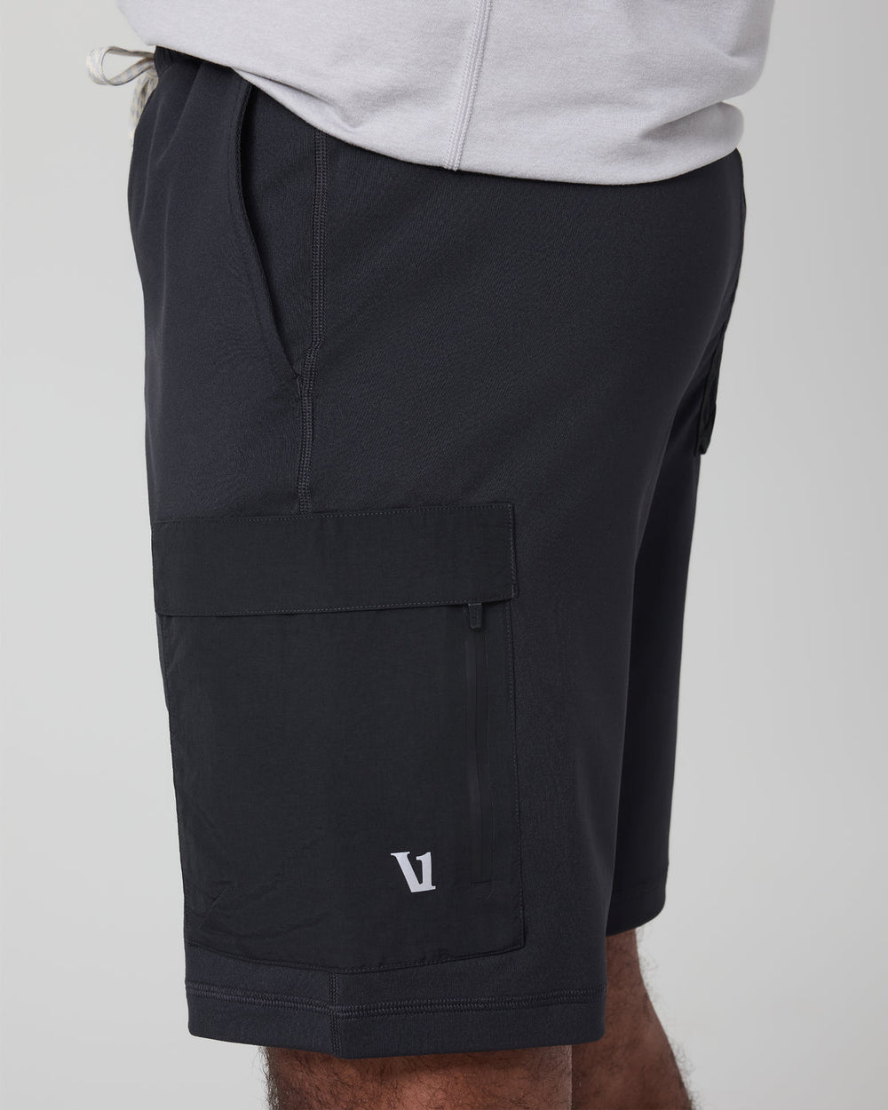 Sunday Performance Utility Short Classic Fit 8" Black | Vuori On sale