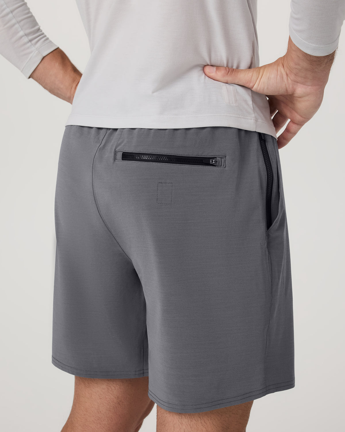 Elevate Kore Short Unlined 7" Men's Zinc Shorts | Vuori On sale