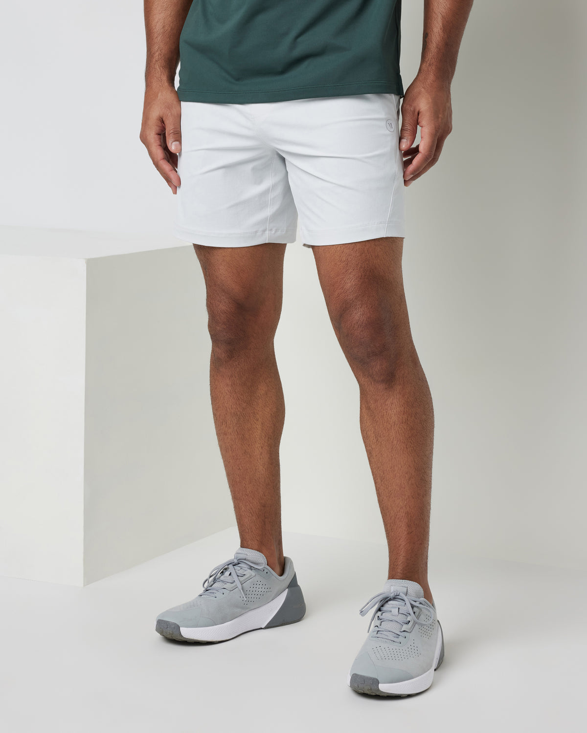 Crosscourt Short Men's Frost Grey Tennis Shorts | Vuori Outlet