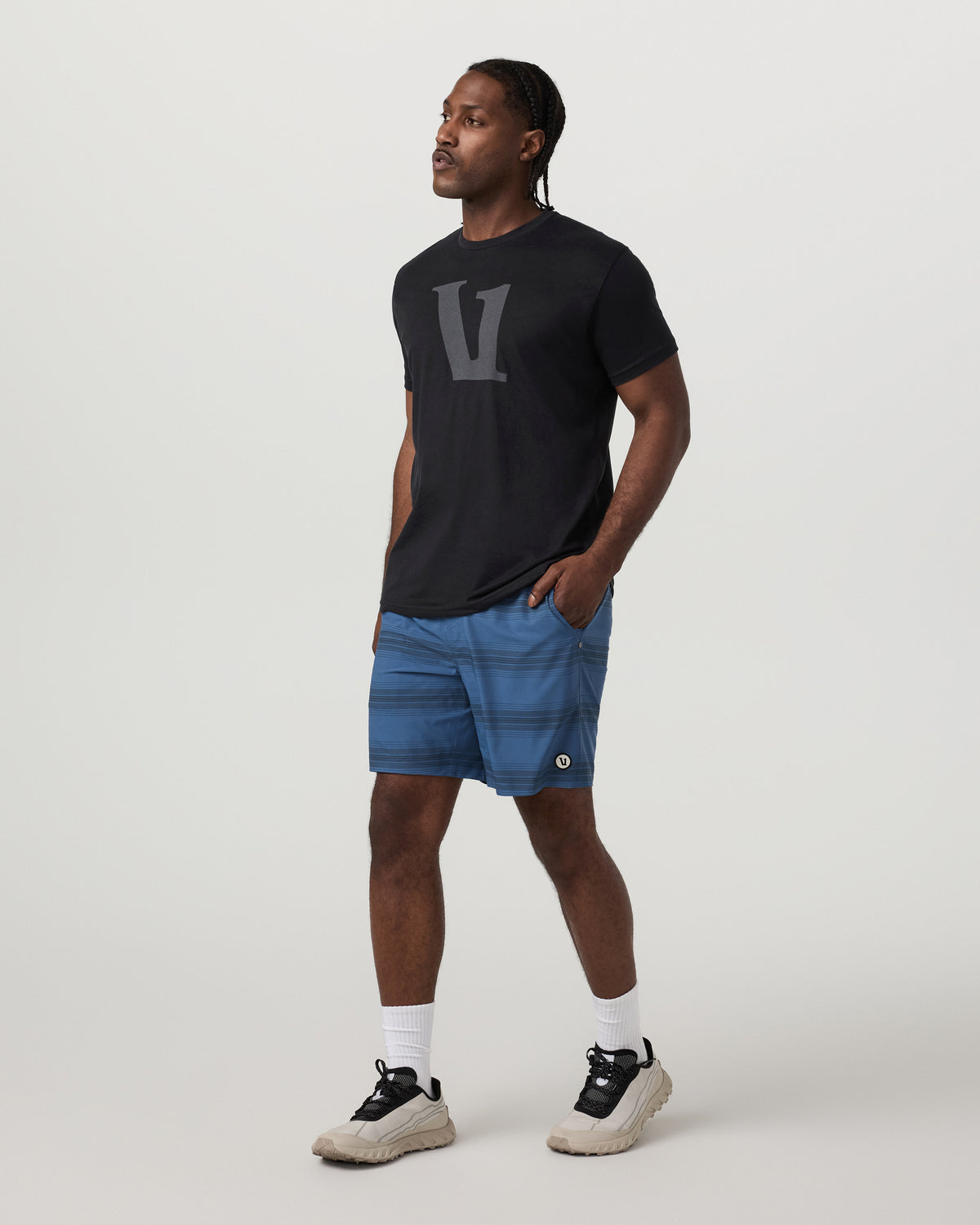 Kore Short Lined 7" Sea Gradient Stripe Athletic Shorts | Vuori
