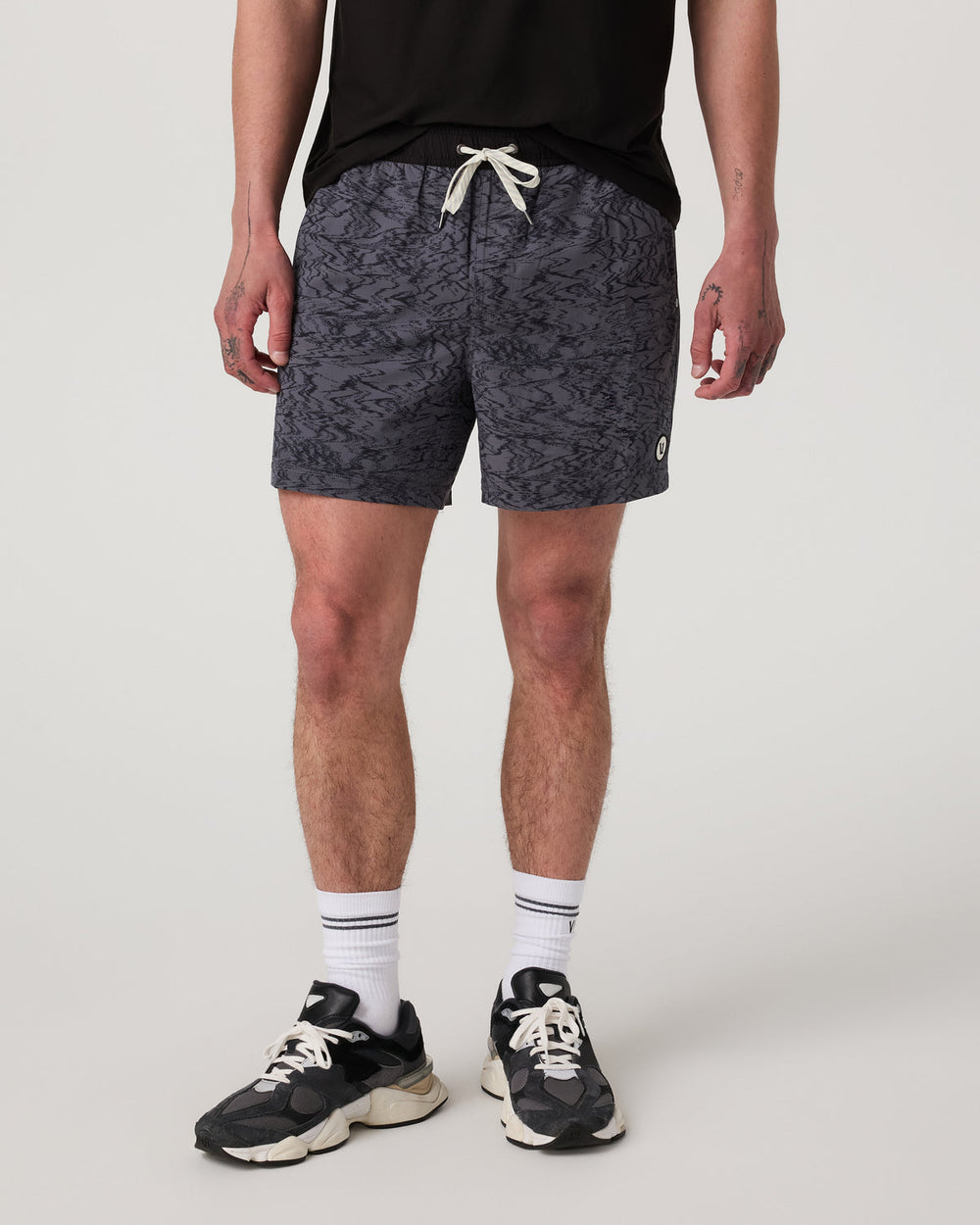 Kore Short Unlined 5" Men's Moonlight Sand Athletic Short | Vuori