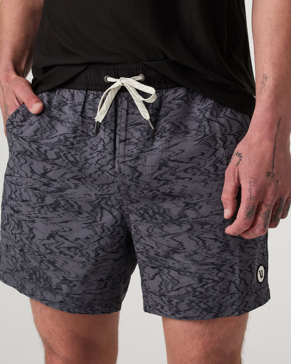 Kore Short Unlined 5" Men's Moonlight Sand Athletic Short | Vuori