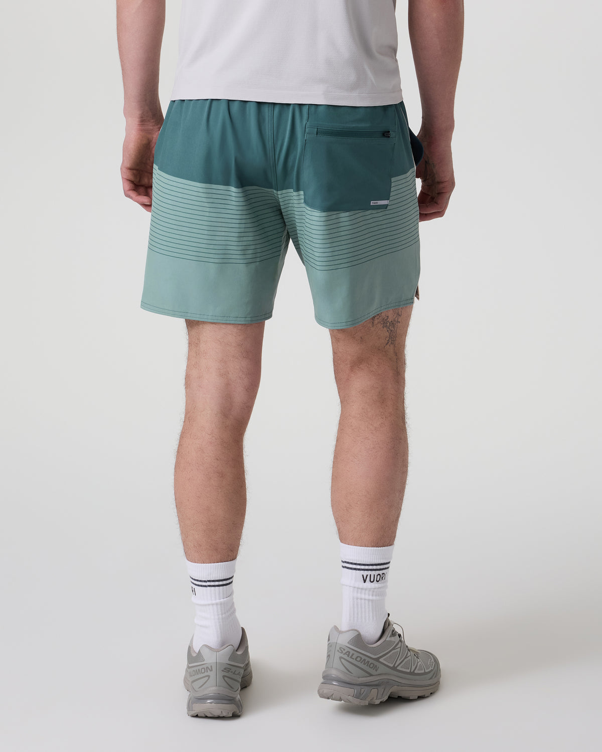 Trail Short 2.0 Light Deep Sea Stripe/Salt | Vuori For sale