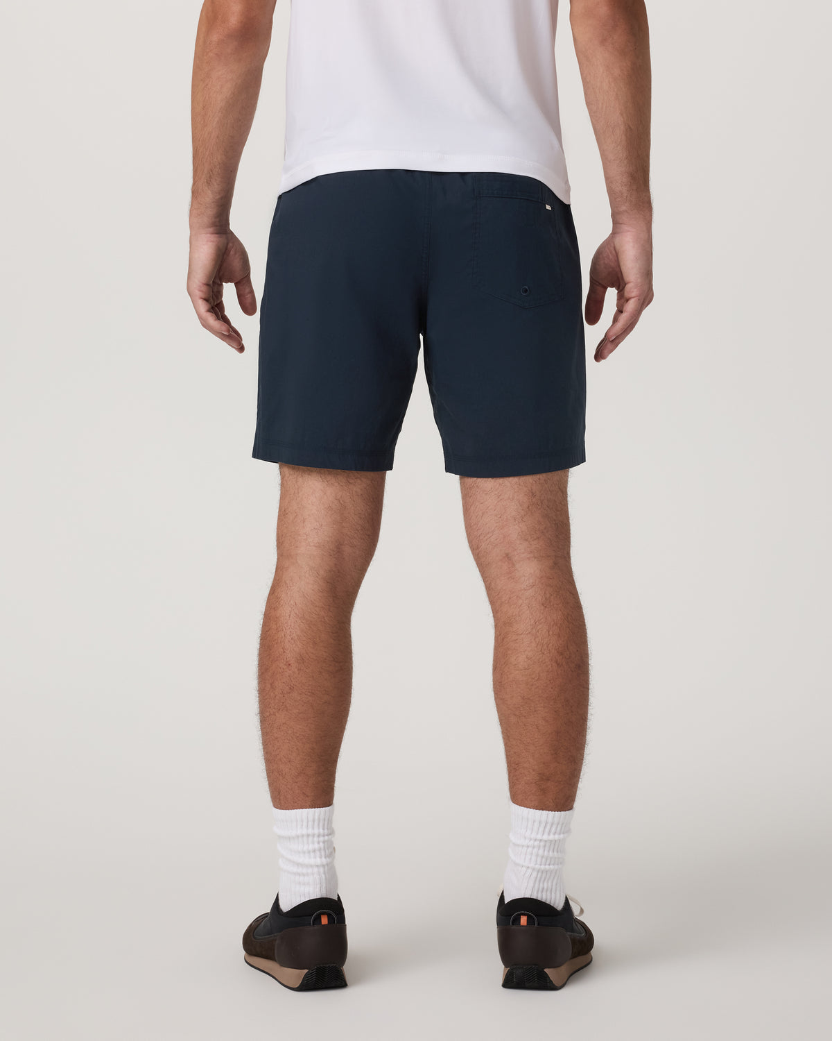 Kore Everyday Short Lined 7" Men's Classic Fit Ink Shorts | Vuori
