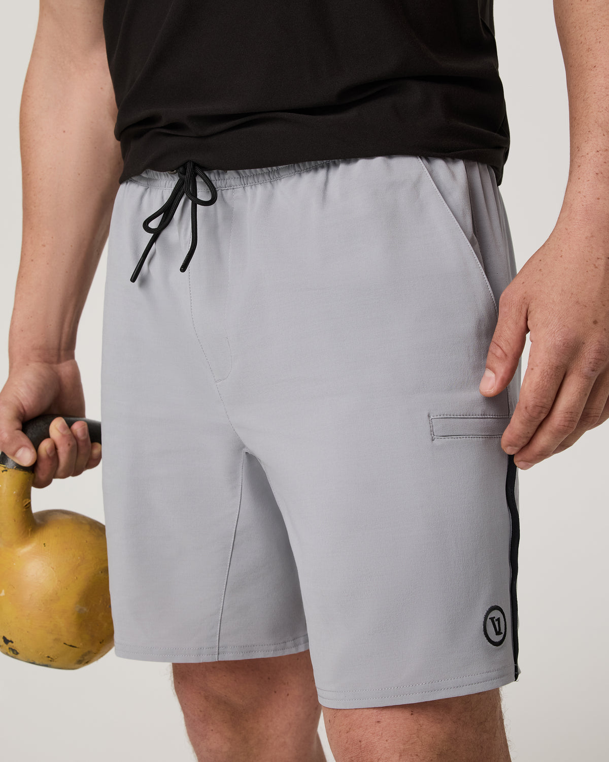 Elevate Kore Utility Short Lined 7" Men's Sea Fog Shorts | Vuori US
